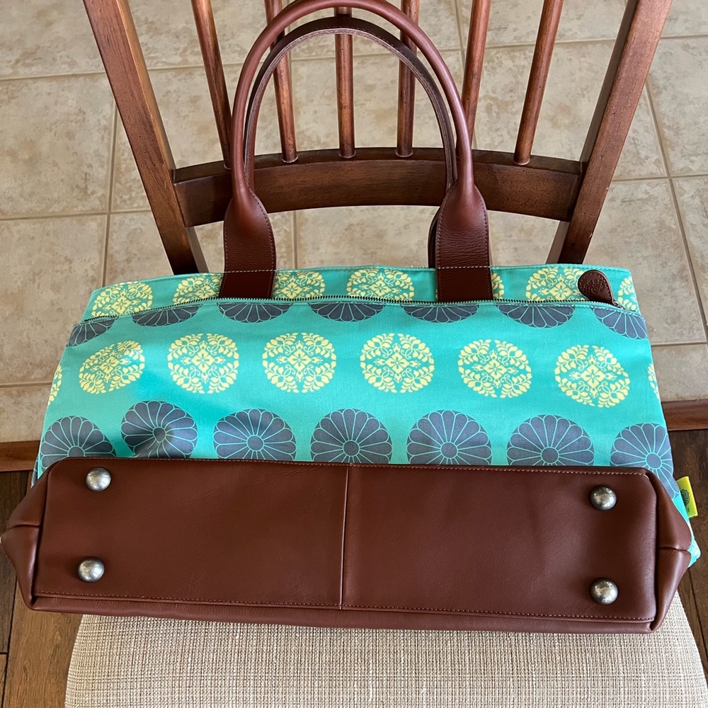 Amy Butler weekender bag - Picture 8 of 9